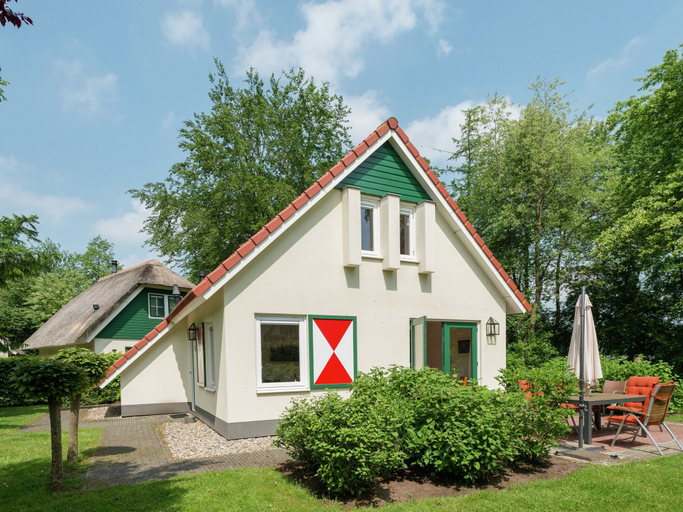 Exterior & Views 2, Holiday Home in Heeten Near Forest Trails, Raalte