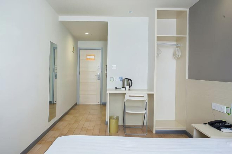 Bedroom 3, Youhai Hotel (Shanghai University Qinghe Road), Shanghai