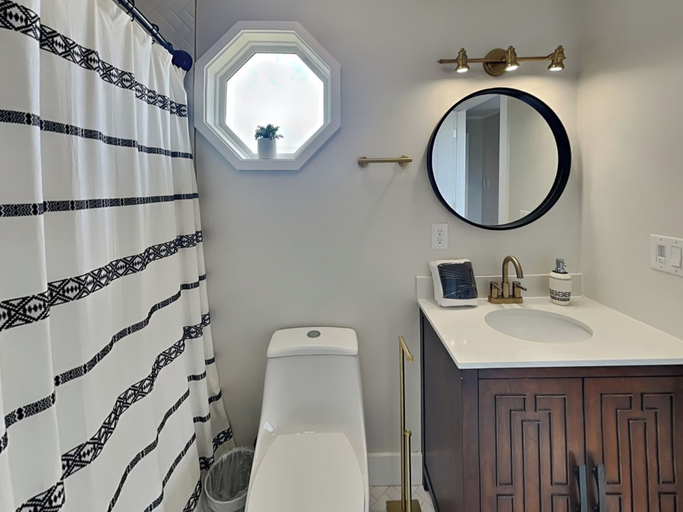 Bathroom 3, Pickens Paradise by Topsail Realty, Pender