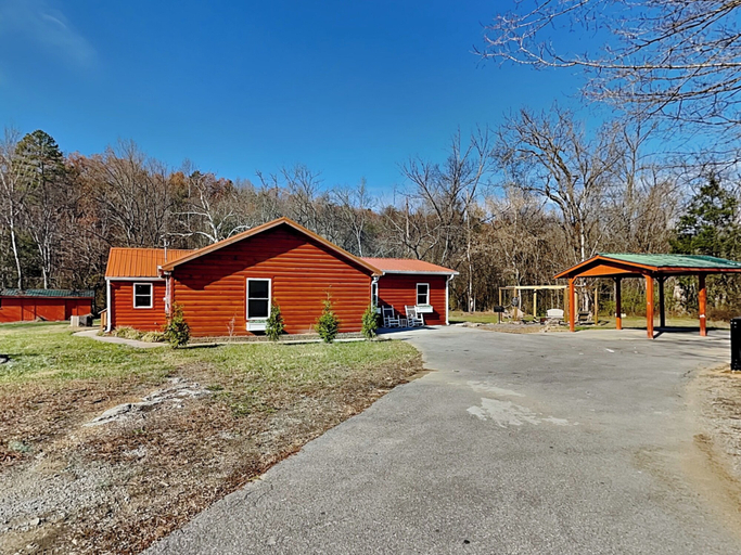 Exterior & Views 2, Swinging S'mores by Jackson Mountain Rentals, Sevier