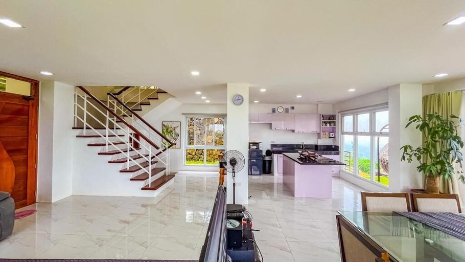 Interior 3, Caliraya Heights Resort and Events Place, Lumban