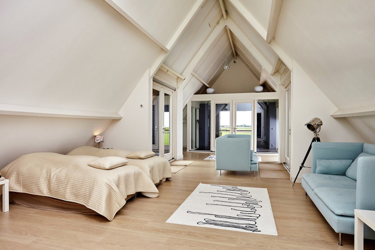 Others 4, Stately Villa in Wierum with Fantastic Views & Hot Tub, Dongeradeel