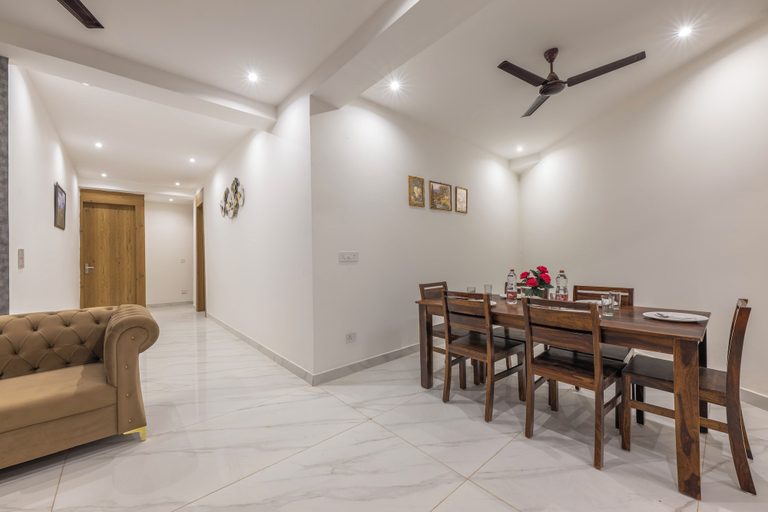 Dining, Kasauli Heights, Solan