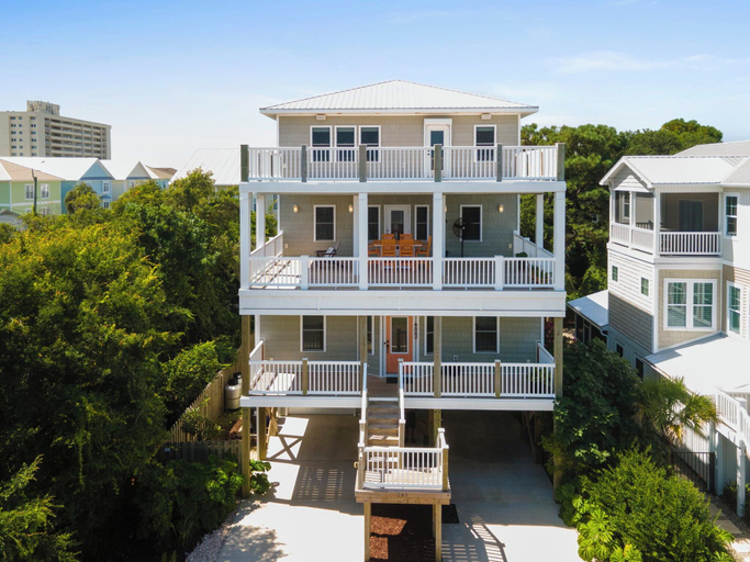 Exterior & Views 2, Beaches Be Crazy by Carolina Retreats, New Hanover