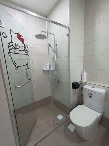 Room 5, OCTAGON PREMIUM IPOH l TOWN CENTER l by Grab A Stay l 6-8PAX, Kinta