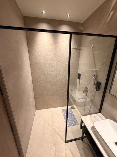 Bathroom 5, THE UNIFY, Sahibzada Ajit Singh Nagar