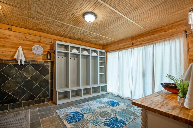 Interior 4, 4297 Earney Rd, Unit 2, Woodstock, Cherokee