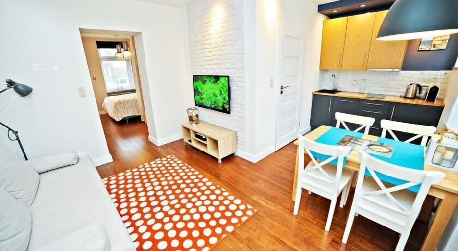 Others 5, Grand Apartments - Aviator, Gdańsk City