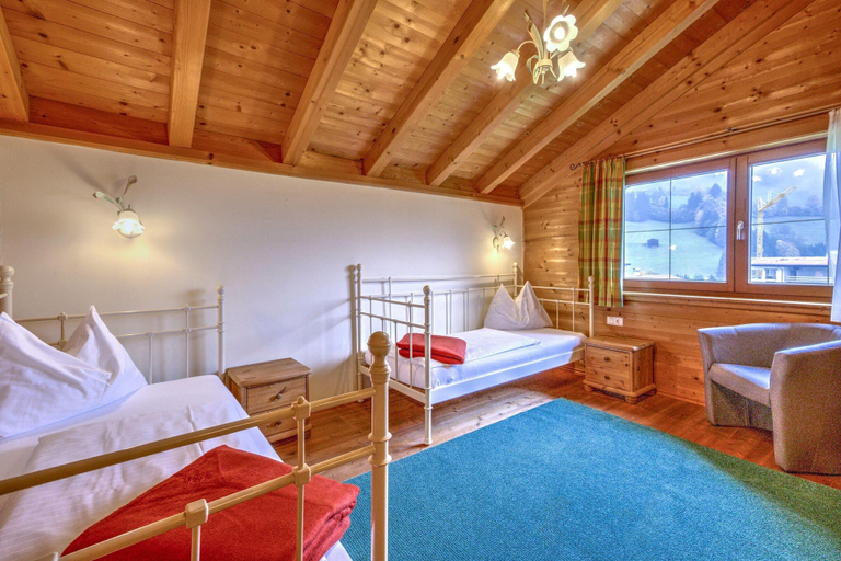 Bedroom 2, Feriendorf Wildschonau- Cozy Alpine Chalet, Kufstein