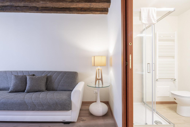 Room 4, Tintoretto Style 5 by Wonderful Italy, Venezia