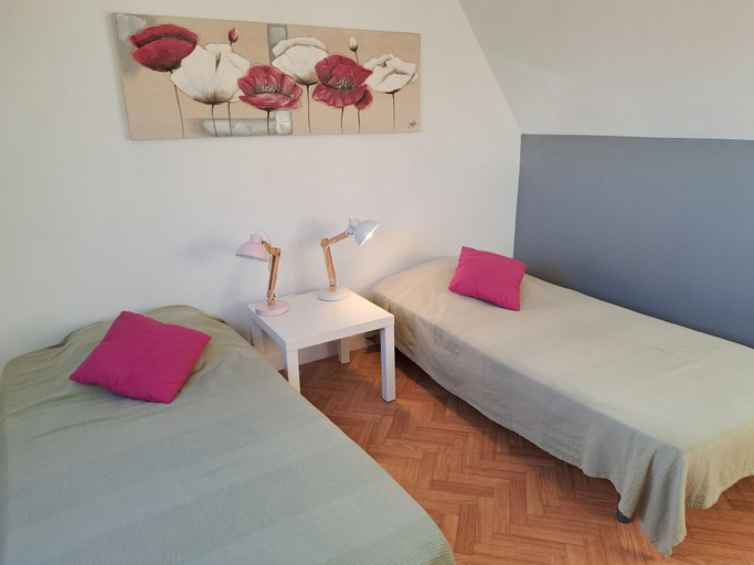 Room 3, Granite stone house – Guimaec, Finistère