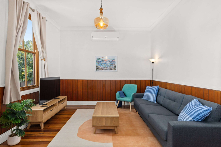 Living room 4, Relaxing Retreat With Spacious Outdoor Area, Newcastle - Inner City