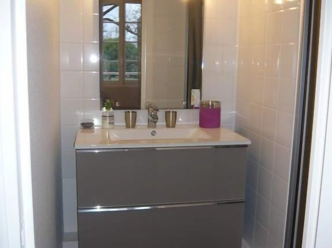 Others 4, 6 Rue Dupuy, Charente