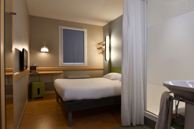 Bedroom 4, ibis Budget Brest Centre Port, Finistère