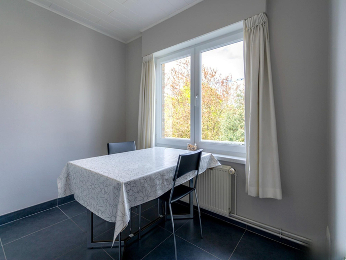 Dining 3, Spacious Seaside Villa in Oostduinkerke, West-Vlaanderen