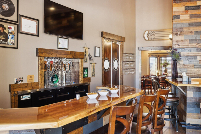 Food & Drinks 5, Zion Cliff Lodge, Mohave