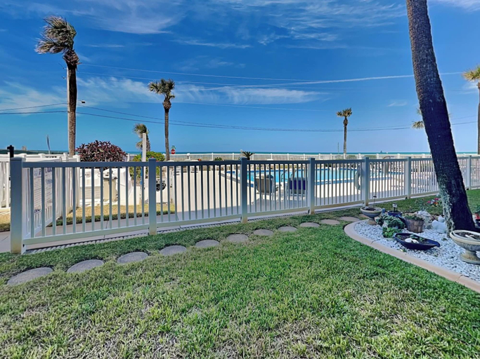 Others 4, Starboard Light 7 by Distinctive Beach Rentals, Volusia