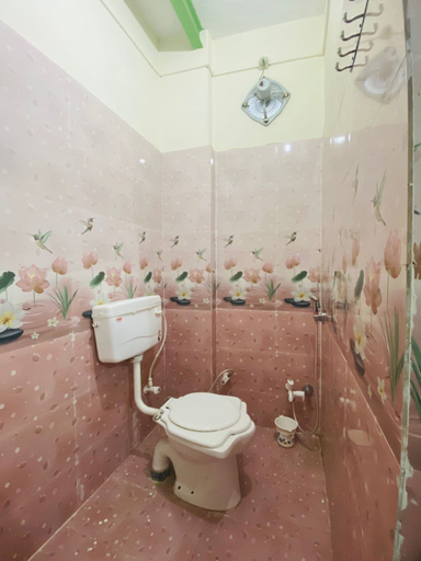Bathroom 4, Shreeji Kashidham, Varanasi