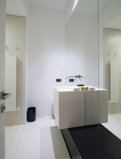 Bathroom 4, Hotel Privo, Targu Mures