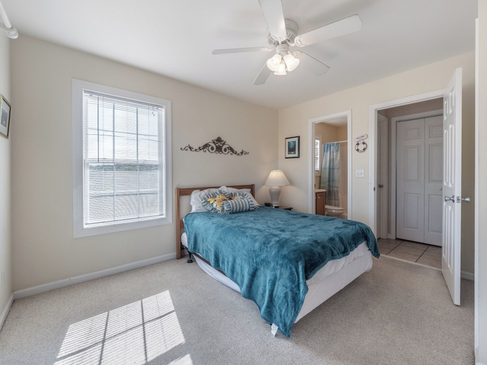 Bedroom 3, Callalily by Topsail Realty, Pender