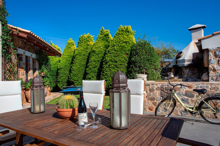 Room 2, Luxury Villa Golden Crest With Private Swimming Pool, Crete