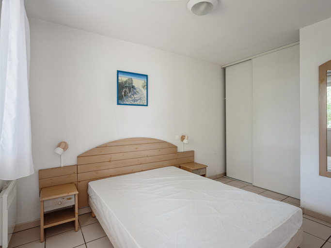 Room 5, Sun-drenched Coastal Garden Retreat, Landes
