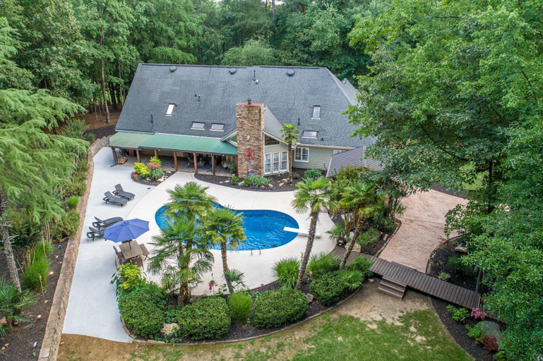 Interior 2, Poolside Farm Serenity Group Perfect, Cozy Gazebo, Bartow