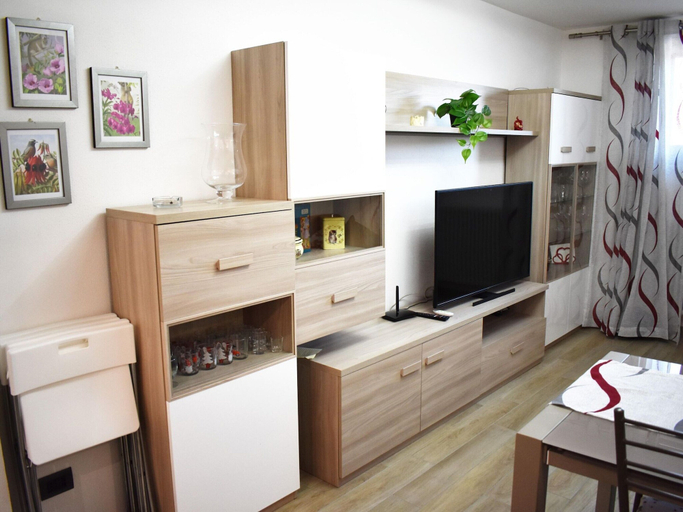 Dining 2, Large Heated Apartment Comfortable on the Slopes, Torino