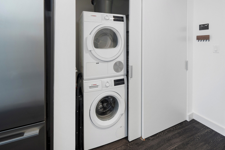 Bathroom 4, Luxury Apartments by Hyatus Downtown Boston, Boston