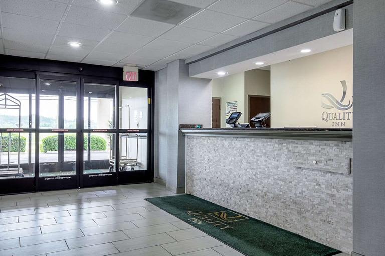 Others 4, Quality Inn Holly Springs South, Marshall