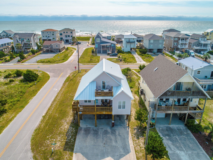 Exterior & Views 2, Casa Capri by Topsail Realty, Pender