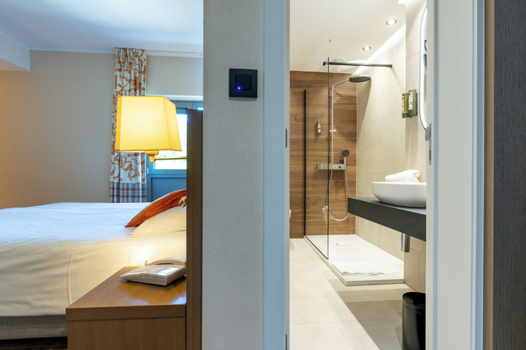 Bedroom 4, Castel de Pont-à-Lesse Hotel, Namur