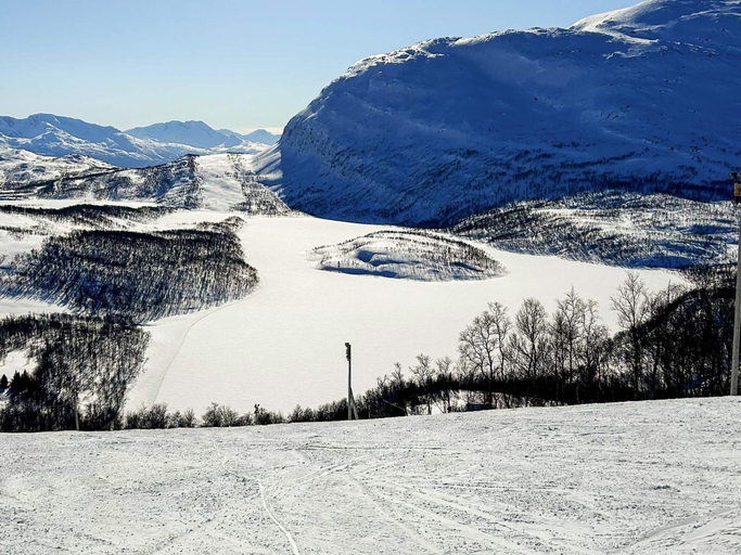 Snow and ski sports 5, 6 Person Holiday Home in Gratangen, Gratangen