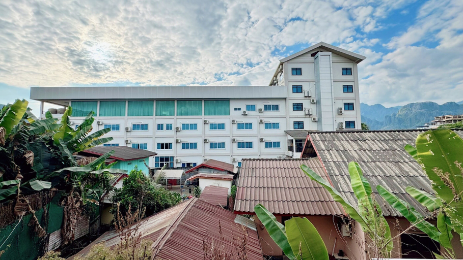 Room 4, Paradise Hostel, Vangvieng