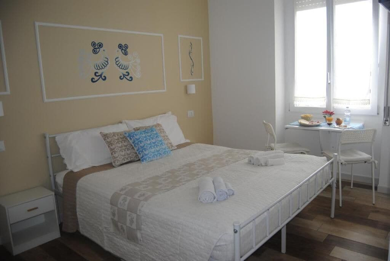 Room 4, Coro & Bentu, Sassari