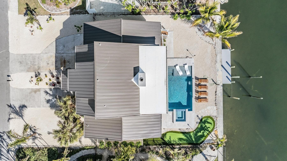 Interior 5, 519 Loquat Drive, Manatee