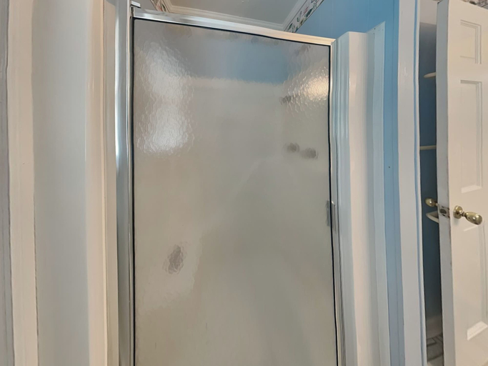 Bathroom 3, Bright's Beach Front by Topsail Realty, Pender