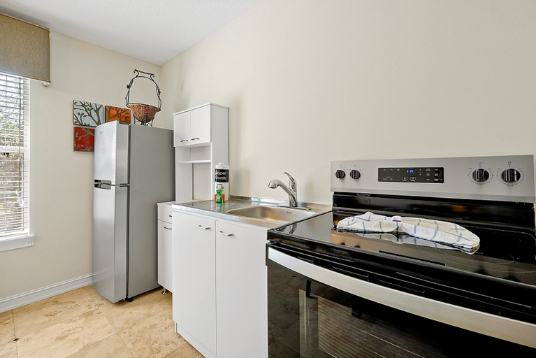 Interior 4, 7407 Excitement Drive, Kissimmee, Unit A, 1 BED, Osceola