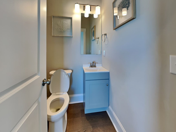 Bathroom 3, Family Tides by Topsail Realty, Onslow