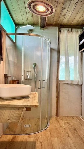 Bathroom 5, Saadani Beach Camp, Bagamoyo