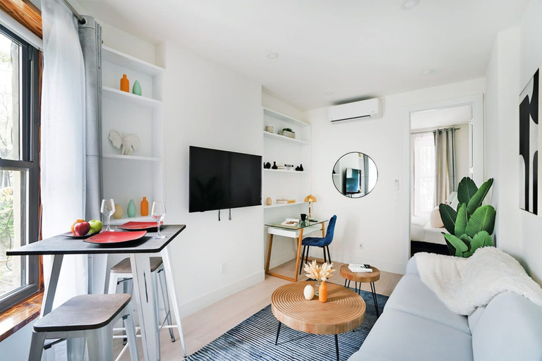 Room 1, 48-1fe Brand New 1BR Prime Hell s Kitchen WD in Unit, New York