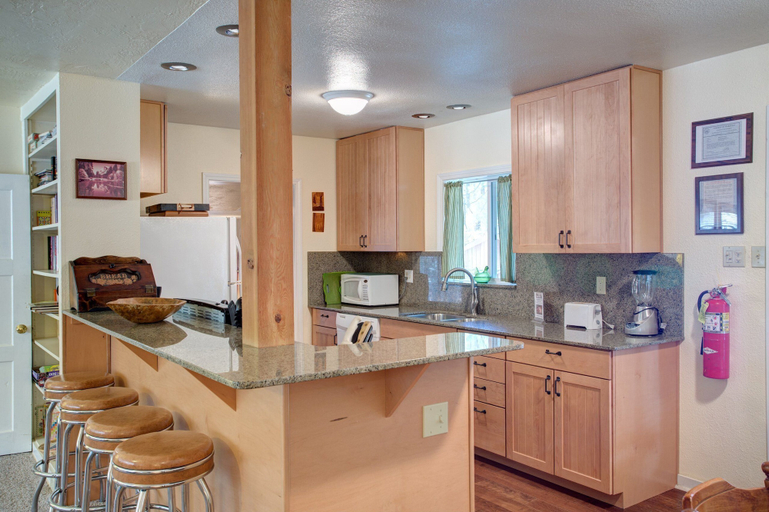 Interior 5, Ashbaugh Meadow, Mariposa