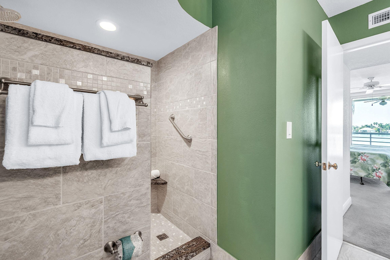 Bathroom 3, Bahia Vista 363, Pinellas