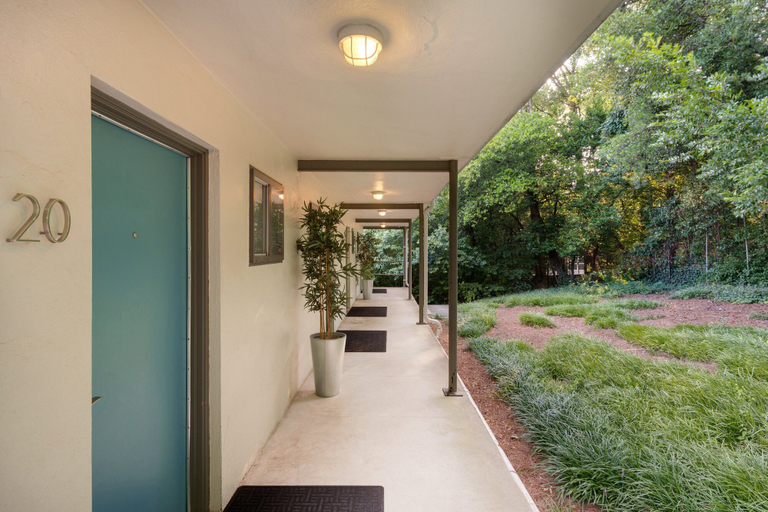 Interior 4, Studios On 25th by BCA Furnished Apartments Studio 18 F, Atlanta