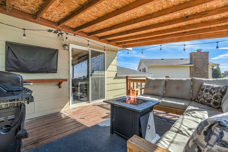 Interior 5, Family Vacation Home With Trampoline, El Paso