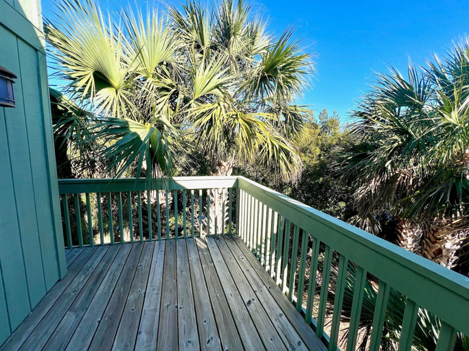 Interior 3, 905 Sealoft, Charleston