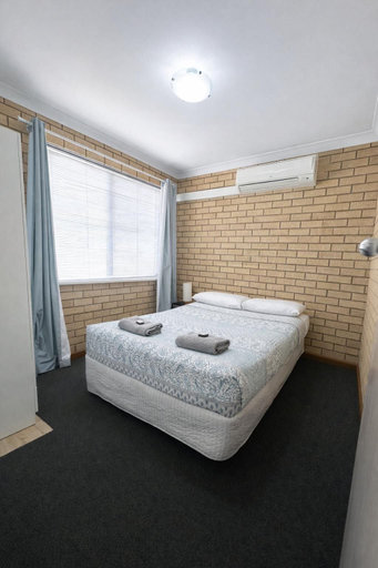 Bedroom, Oceanview Villas, Geraldton