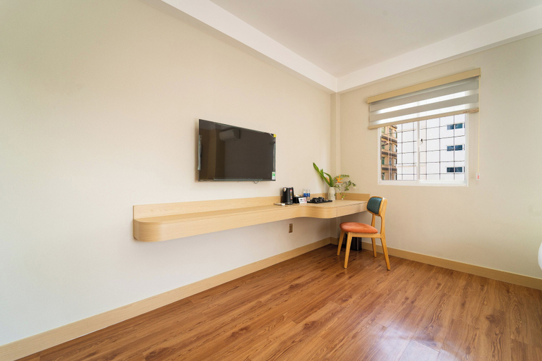 Room 2, Vibe Hotel Managed By Nicecy, District 1