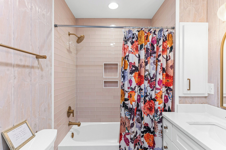 Bathroom 3, The Hydeaway by Topsail Realty, Pender