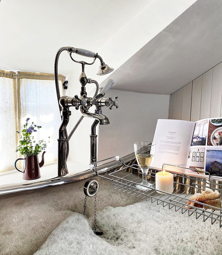 Bathroom 5, 3-bed Cottage Near Kingsand Beach, No Deposit, Cornwall